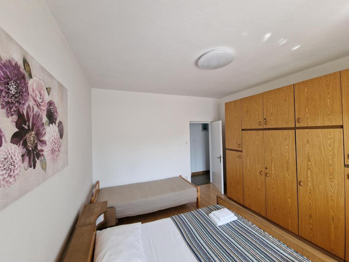 Apartment Sostaric Vrh  Eksteriør billede