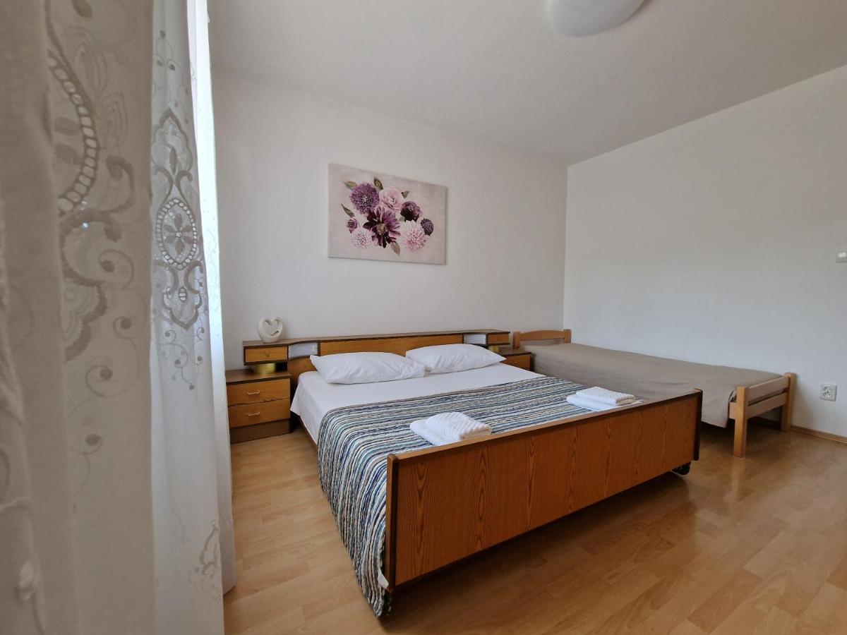 Apartment Sostaric Vrh  Eksteriør billede